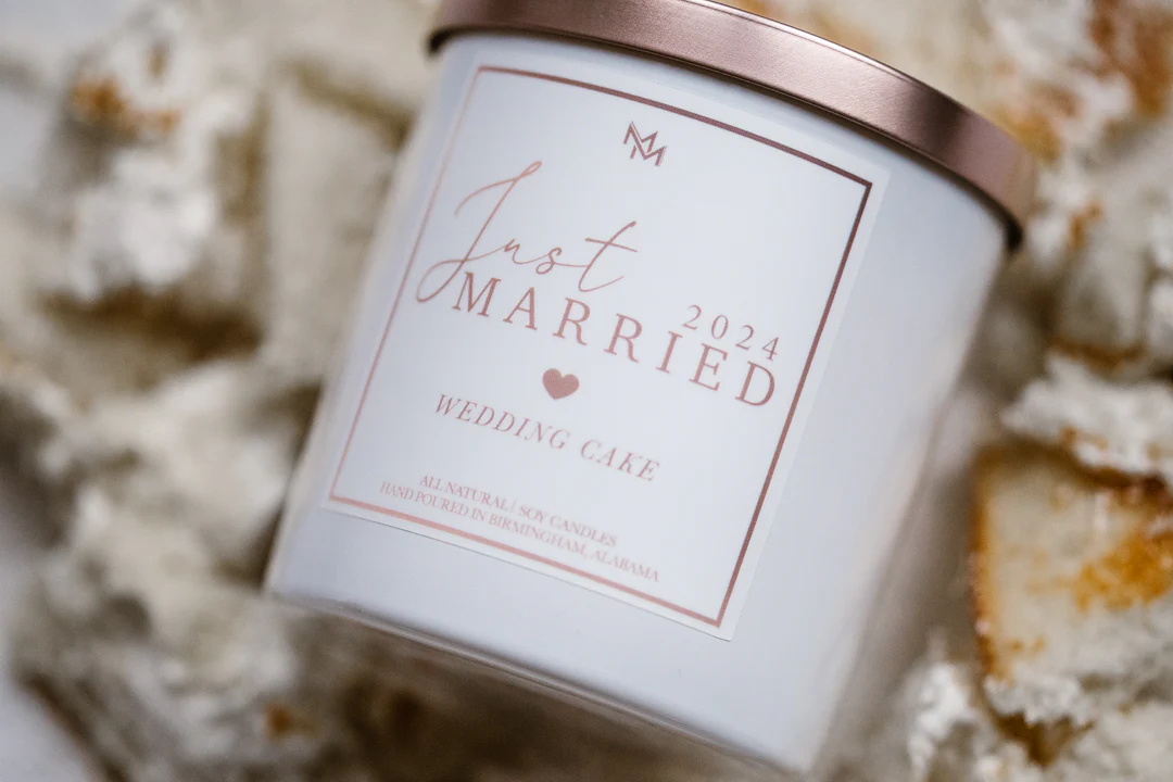 Just Married - Wedding Cake Candle - Image 4