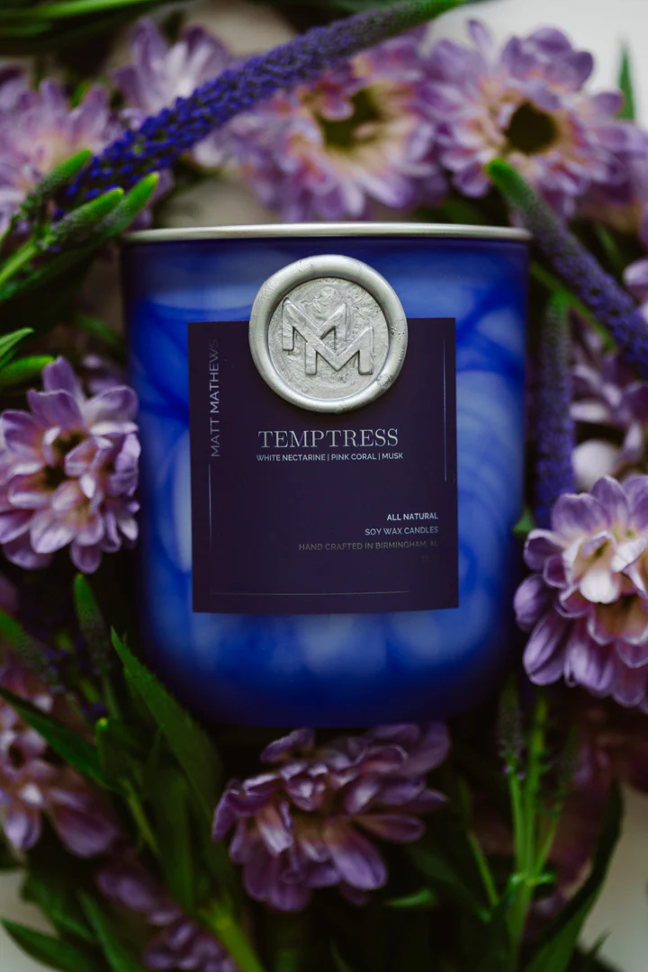 Temptress Luxe Candle - Image 3
